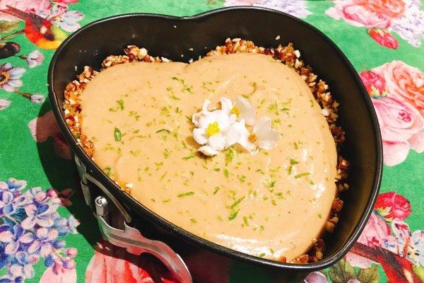 Receita de torta crudívora de limão