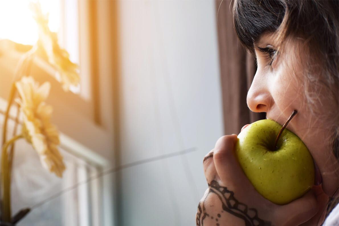 Mindful Eating reduz compulsão alimentar