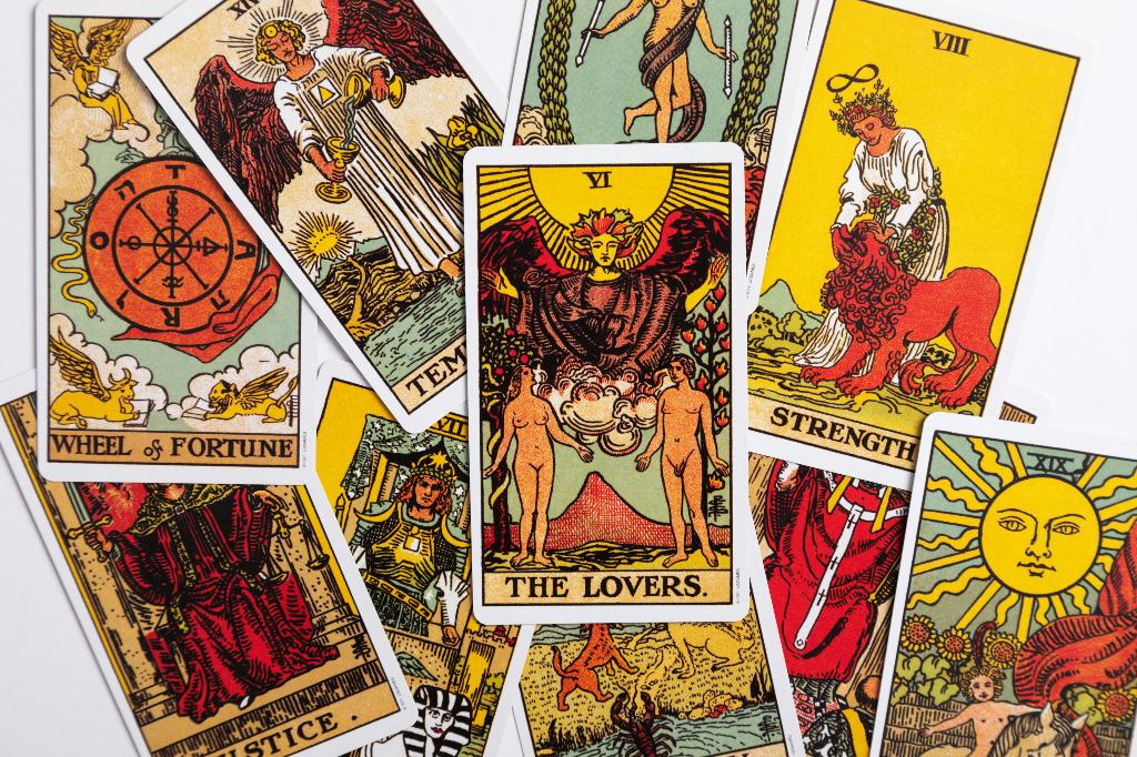 Spoiler do Tarot para 2024: será que vai ser melhor que 2023?