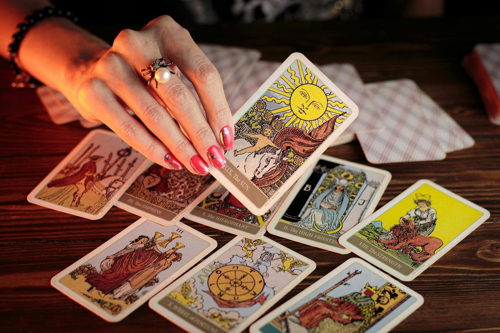 Tarot de novembro de 2024 é O Sol