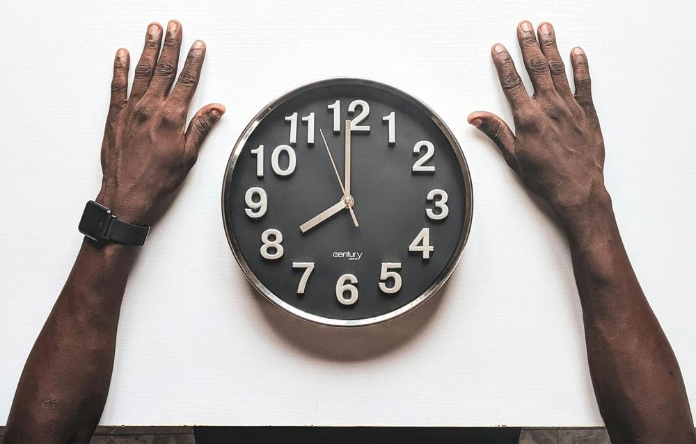 Horas exatas: descubra o significado na Numerologia